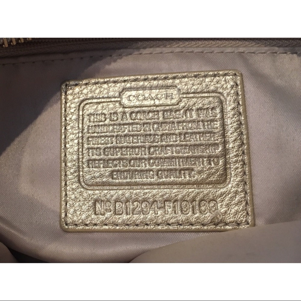 COACH “Signature C” hobo handbag - Picture 3 of 8